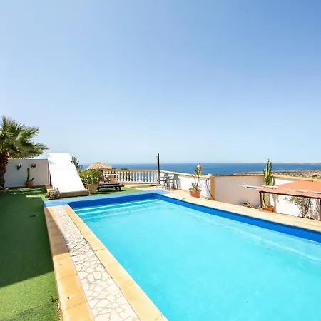 Vista Al Mar Ylenia *